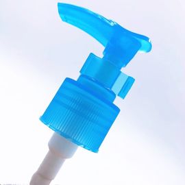 Dispensateur de pompe à lotion à fermeture à nervures de matériau en polypropylène PP personnalisé fournisseur